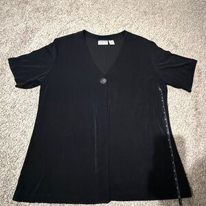 Chico's Classic Black Short Sleeve Top